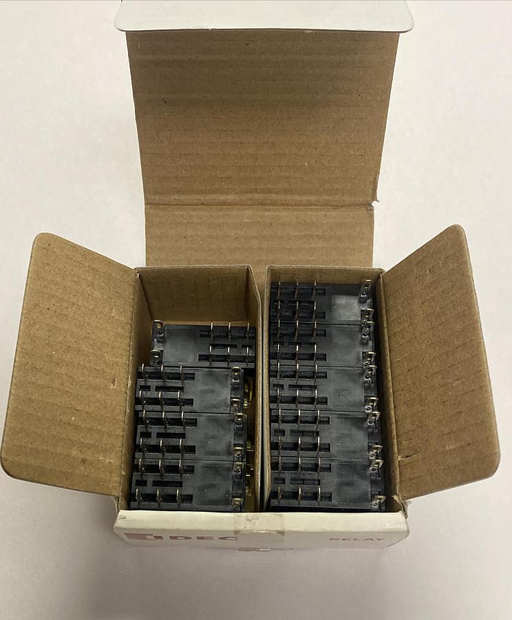 IDEC,RJ22S-C-D24,SLIM POWER RELAY LOT OF 9 NEW