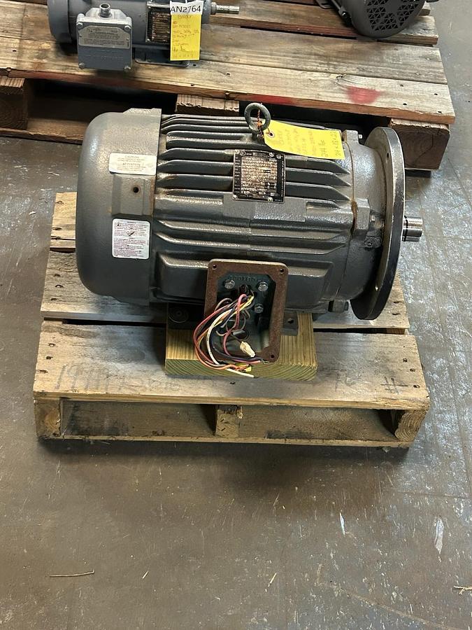 Used BALDOR,CM7174T,MOTOR 7.5HP 460V 2880RPM 3PH 215TC FRAME