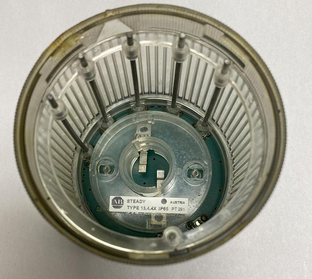 Used Allen-Bradley,855T-B10TL7,White Steady Light No Bulb