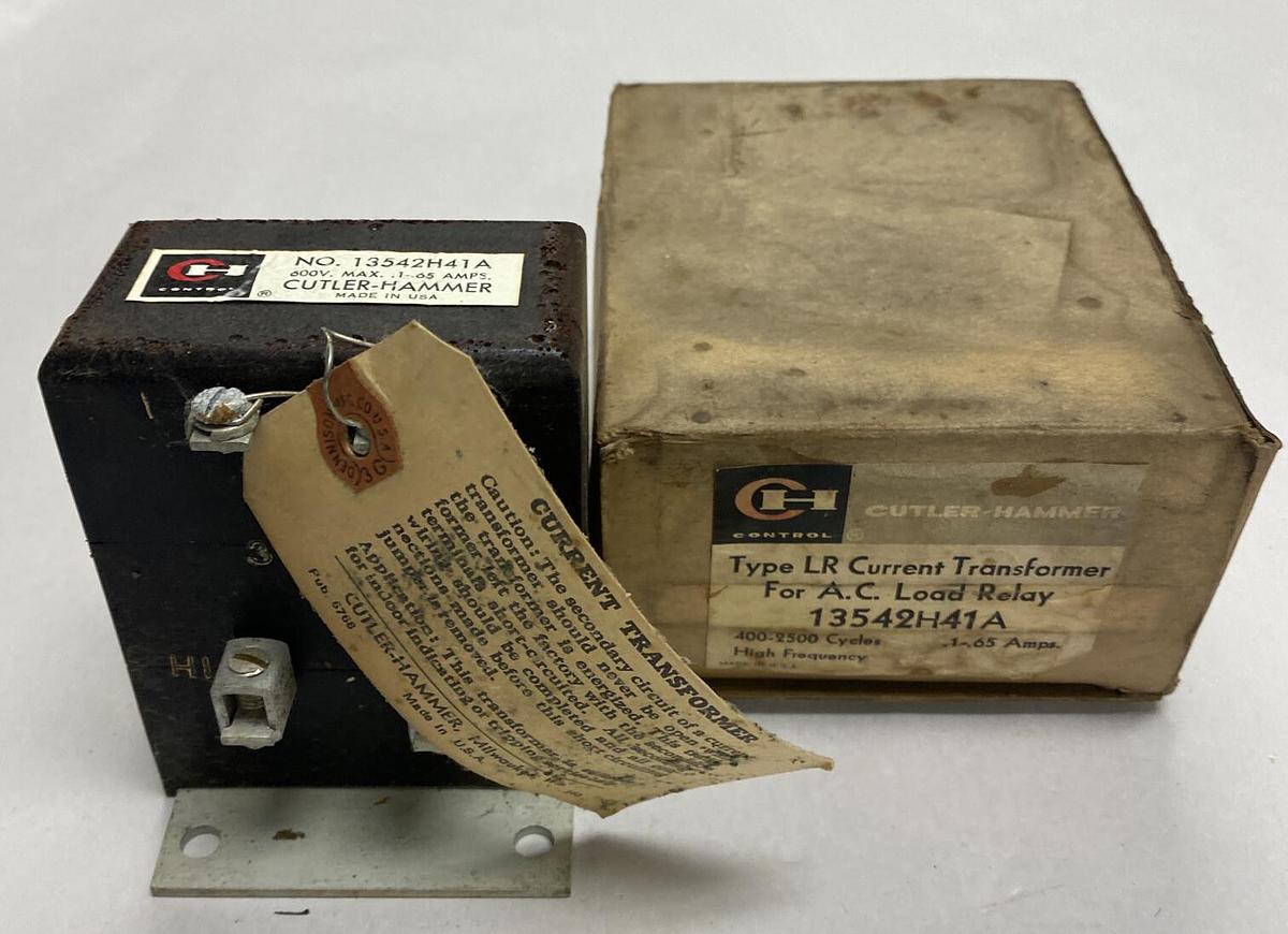 Cutler-Hammer,13542H41A,Current Transformer 600V NOS