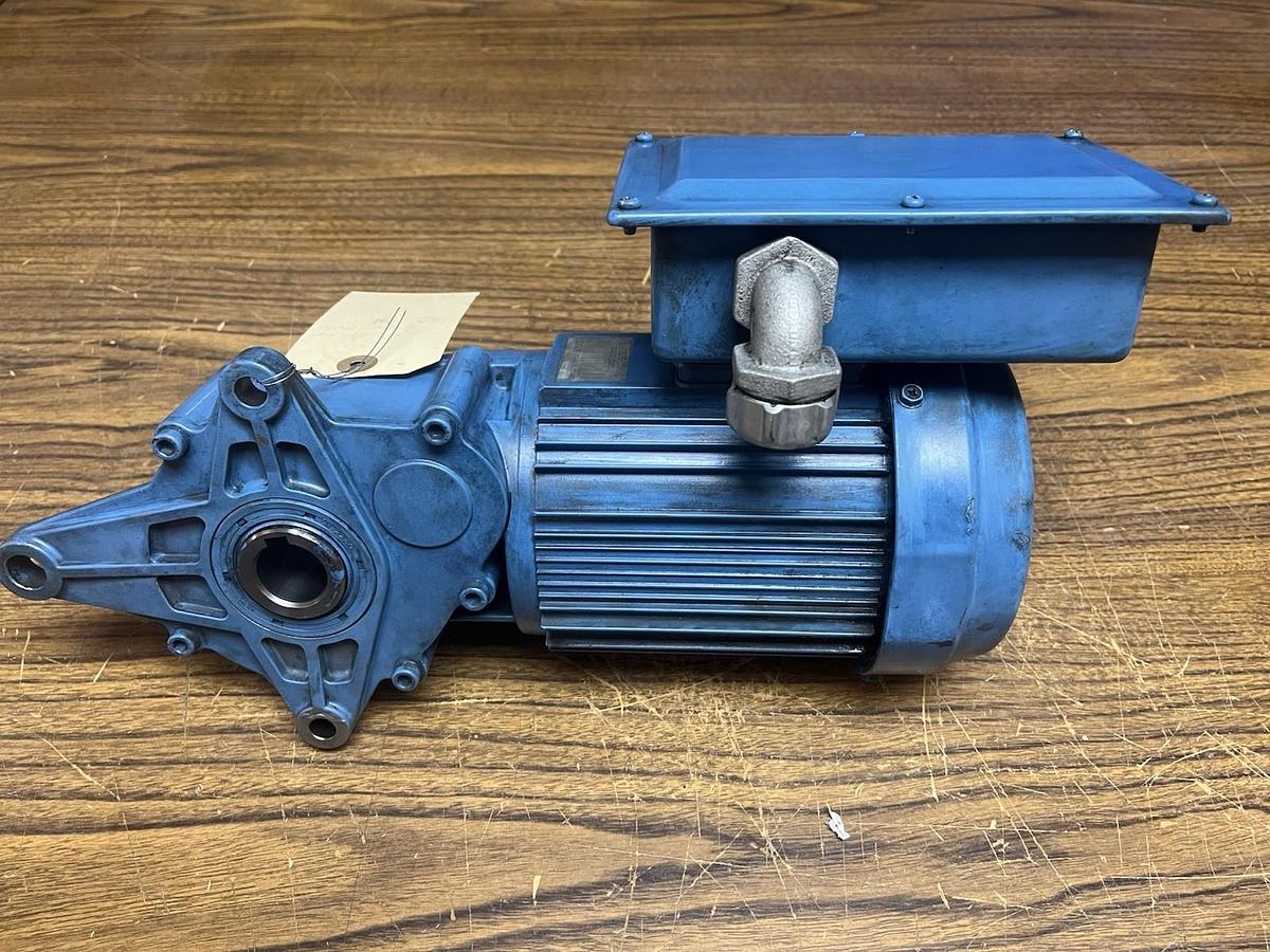 Used TSUBAKI,CMFA010-200H400LSRN,CROISE MOTOR 3PH .1kW 4P RATIO 400