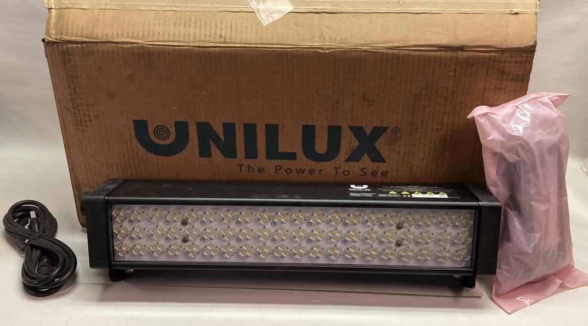 Unilux,Model 500 03-1239-500,LED2000 Series Stroboscopic Light Fixture