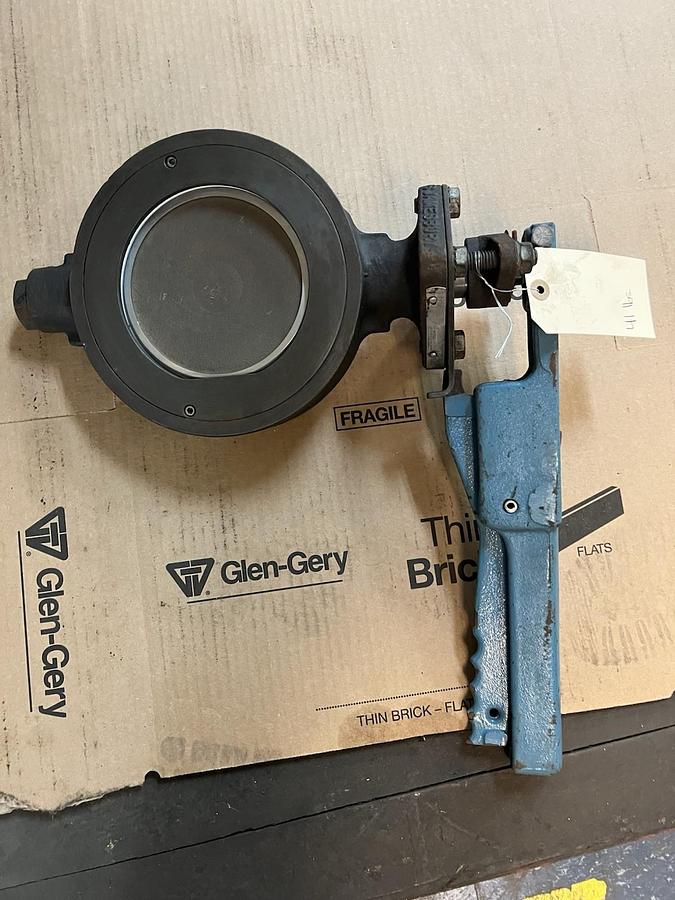 Used JAMESBURY,CF810,BUTTERFLY VALVE 6" CLASS 150