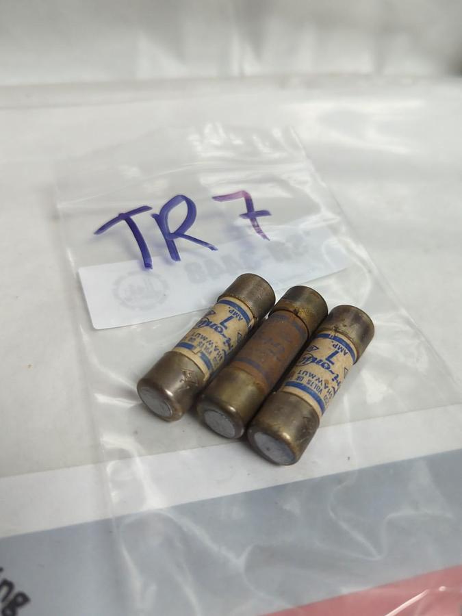 Used SHAWMUT,TR7,TRI-ONIC 7 AMP FUSE LOT OF 3 PRE-OWNED