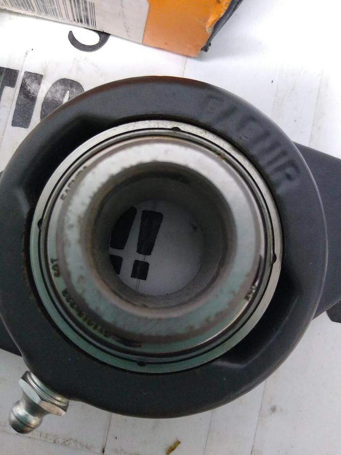 Used Timken,YCJT 15/16 SGT,2-BOLT FLANGE MOUNT BEARING NOS