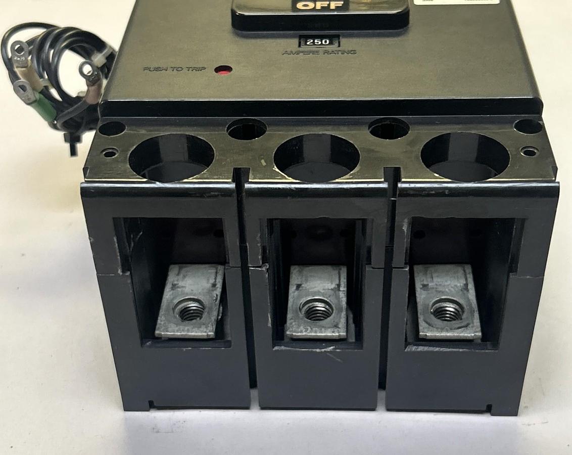 Used MITSUBISHI,NF400-CA,NO FUSE CIRCUIT BREAKER 250A 500V 3P