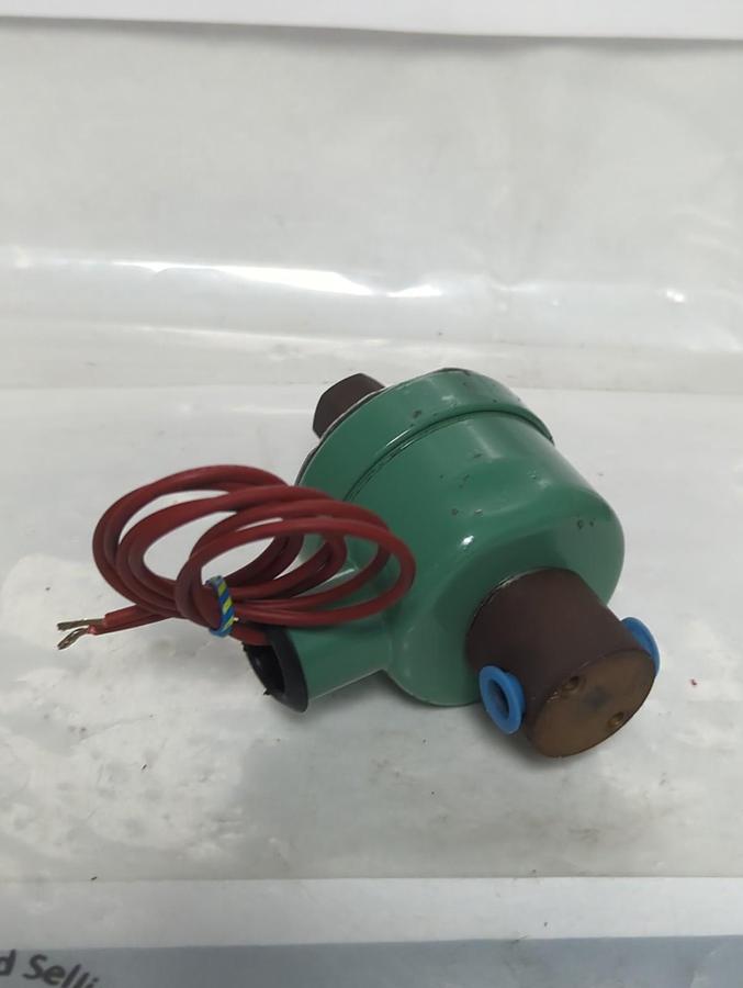 Used ASCO,8314C11,SOLENOID VALVE 1/8 INCH 11 WATT PRE-OWNED
