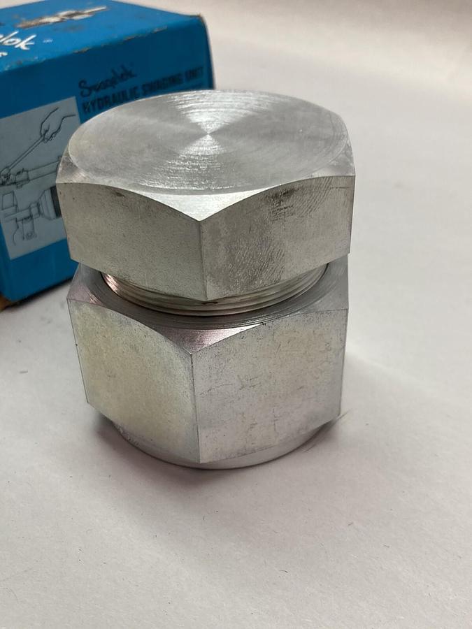 Swagelok,S-2400-C,Stainless Steel Cap Fitting 1-1/2 Inch Tube