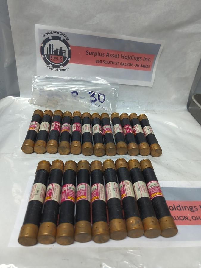 Used COOPER BUSSMANN,FRS-R-30,FUSETRON 30 AMP FUSE LOT OF 21 PRE-OWNED