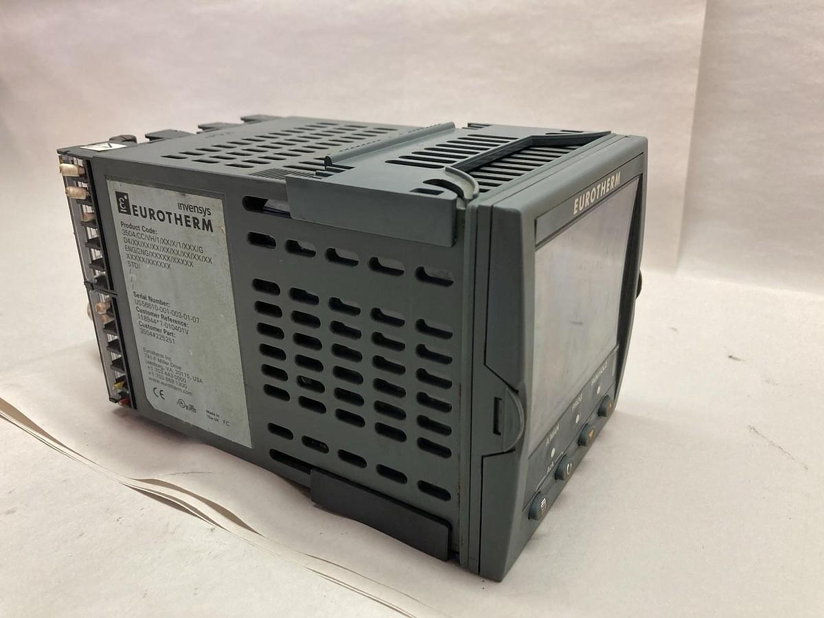 Used Eurotherm,3504/CC/VH/1/XX/X/1/XXX/G,Temperature Controller