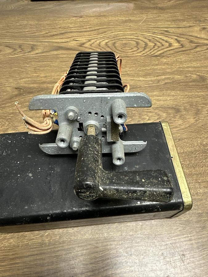 Used General Electric,16SB11B1A17LRM6P,Rotary Switch