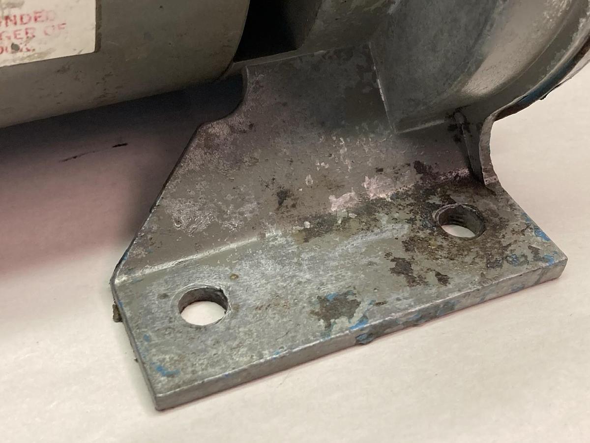 Used Dayton,Model 5K940,Gearmotor 60RPM 1/4Hp Ratio 29:1 60Hz