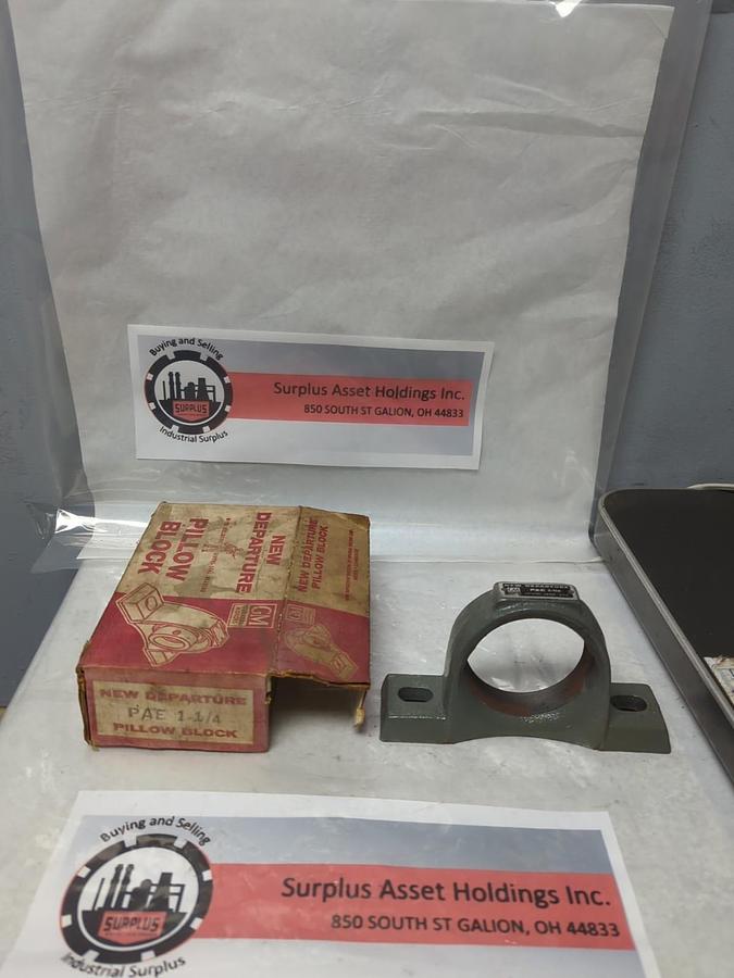 GM/NEW DEPARTURE,PAE-1/4,PILLOW BLOCK HOUSING ONLY NOS
