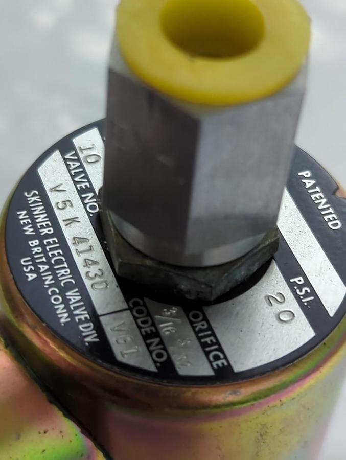 SKINNER ELECTRIC,V5K 41430,VALVE 10WATT 20PSI NOS