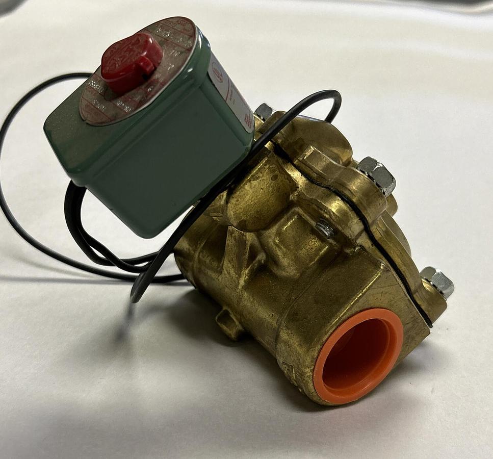 ASCO,8210D4,SOLENOID VALVE 1 INCH PIPE 110/120V NOS