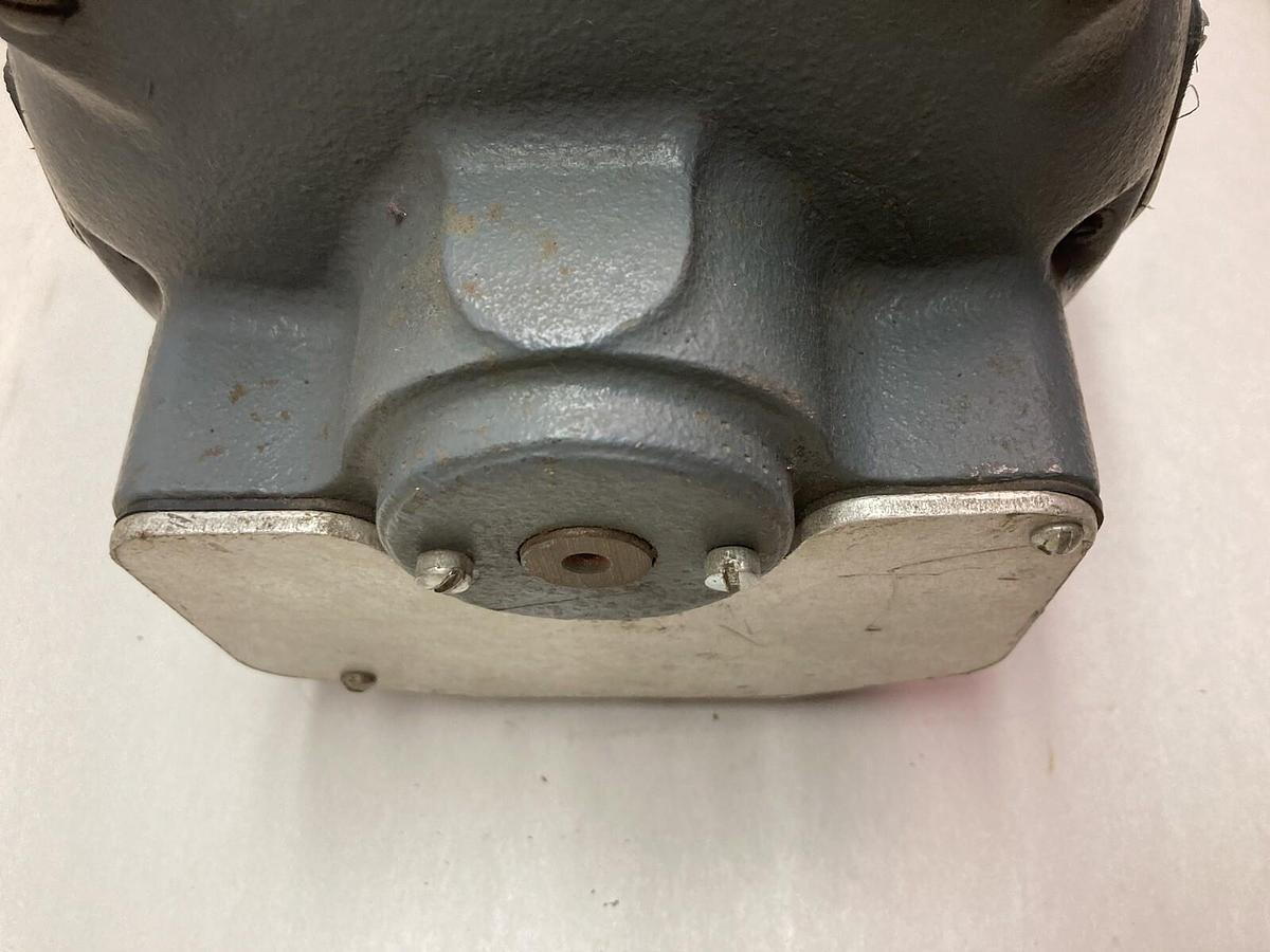 Used General Electric,5BC46AB1572C,Tachometer Generator 200vdc/1000rpm