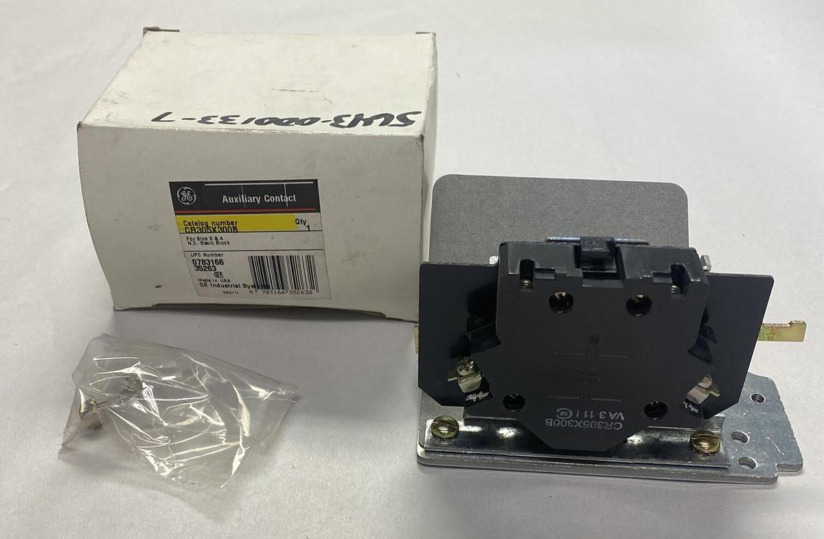 Used GENERAL ELECTRIC,CR305X300B,AUXILIARY CONTACT NEW
