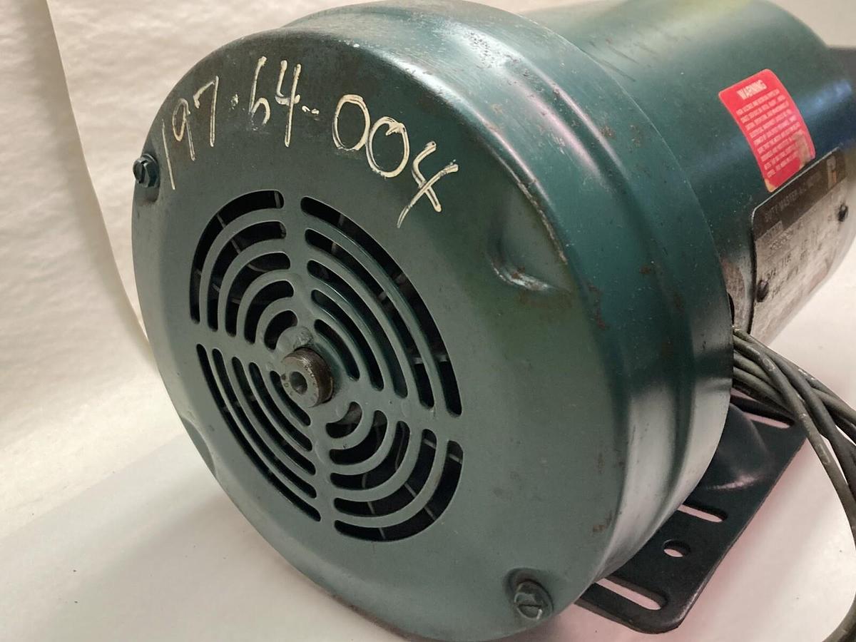 Used Reliance,P56H3020N,Motor 3/4HP 1140RPM 230/460V 3PH FC56