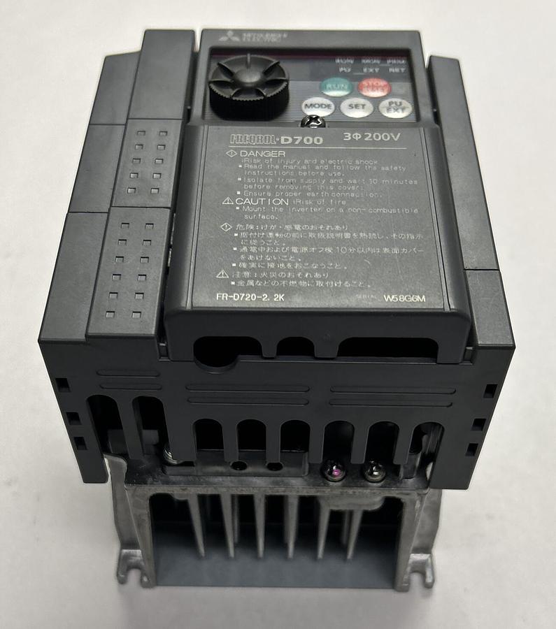 Used MITSUBISHI,FR-D720-2.2K,DRIVE INVERTER