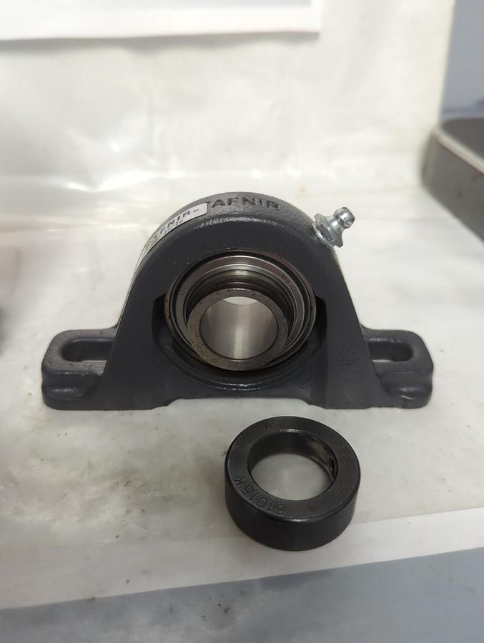 TIMKEN,RAK 15/16,PILLOW BLOCK BEARING 15/16 INCH BORE NOS