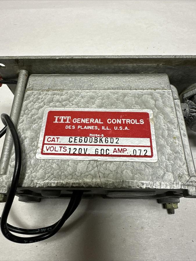Used ITT General Controls,CE600BK602,Resettable Counter (G064)