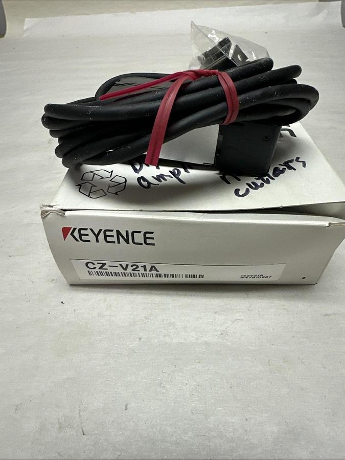 Keyence,CZ-V21A,Digital Sensor Amplifier