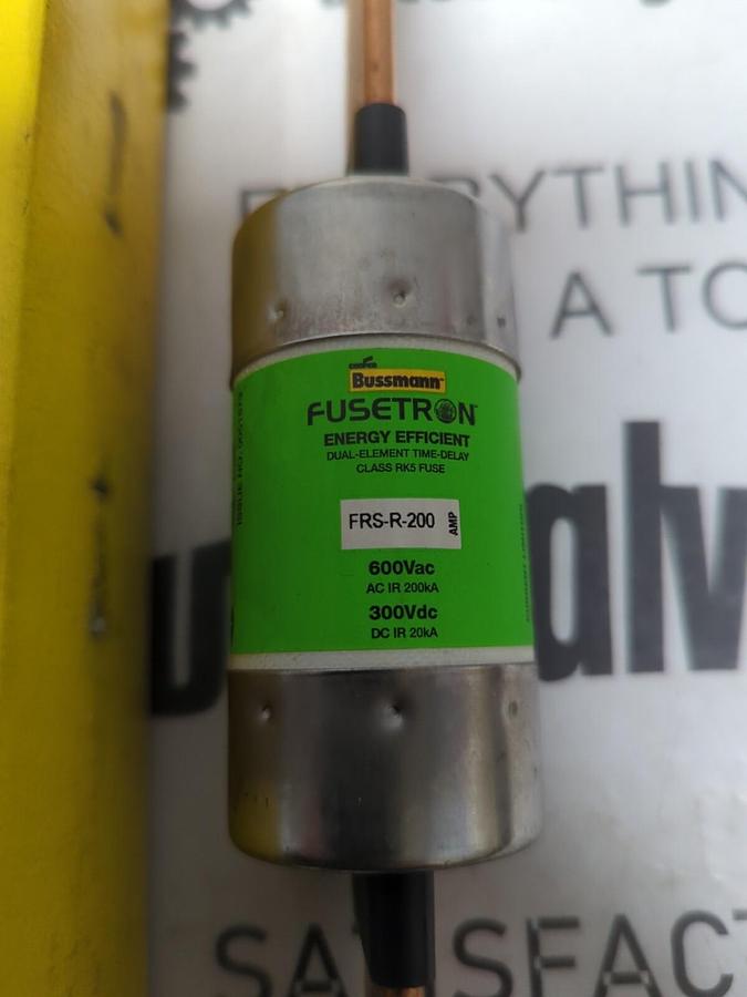 COOPER BUSSMANN,FRS-R-200,FUSETRON 200 AMP FUSE NOS