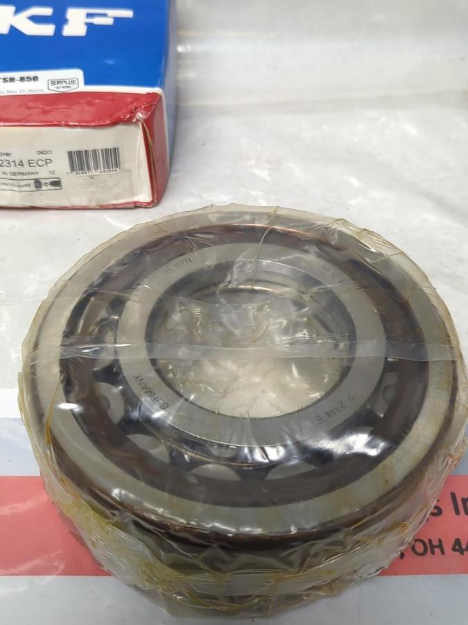 SKF,NUP 2314 ECP,CYLINDRICAL ROLLER BEARING 70MM BORE NOS