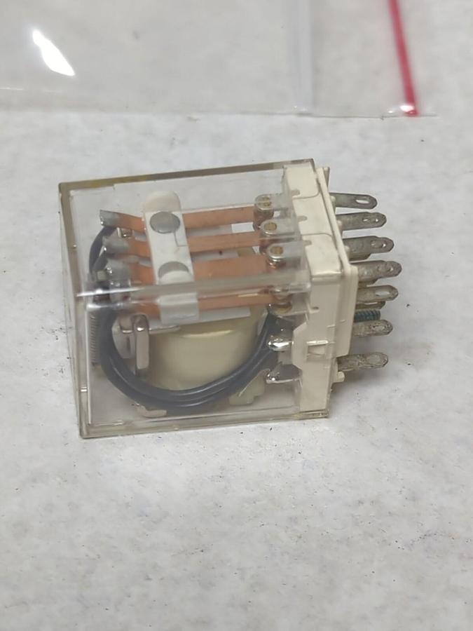 POTTER & BRUMFIELD,KHU-17D11-24,PLUG IN RELAY LOT OF 2 MISSING BOXES