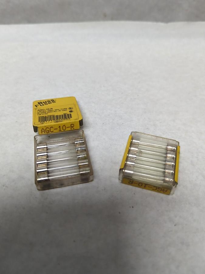 COOPER BUSSMANN,AGC-10-R,CARTRIDGE FUSE 10 AMP LOT OF 10 NOS