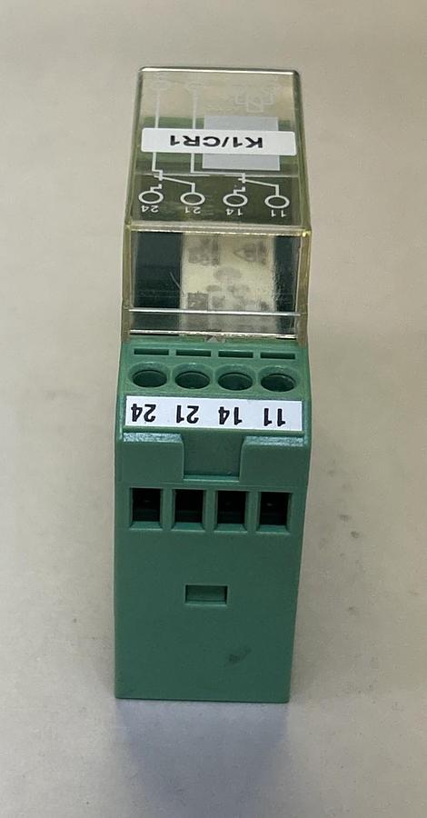 Used PHOENIX CONTACT,EMG22-REL/KSR-24/21-21,RELAY MODULE