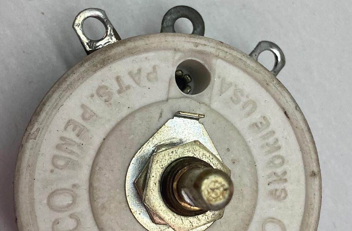 Used Ohmite,0332,Rhestat 10000 OHM 0.07A