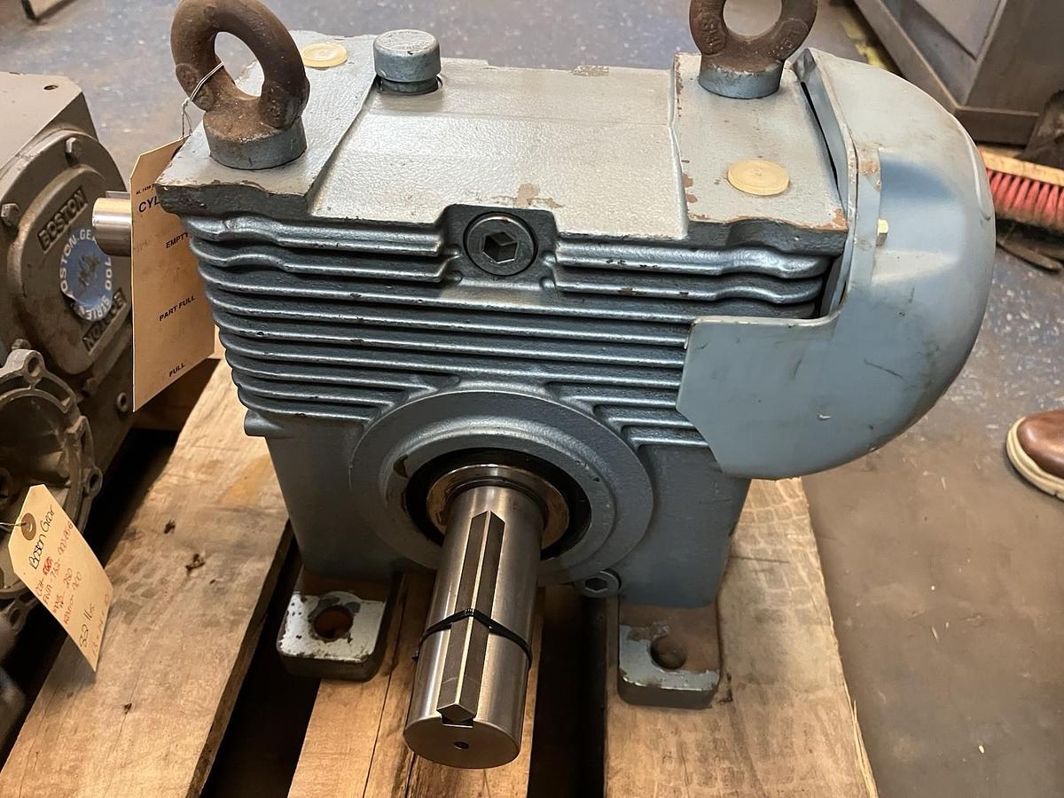 Used RADICON,A100225 WRN-A-----H,GEAR SPEED REDUCER RATIO 25