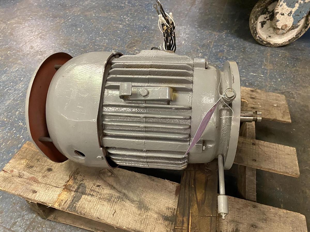 Used Siemens Allis,RCZV-MT,Induction Motor 7.5HP 1740RPM 460v 213HP