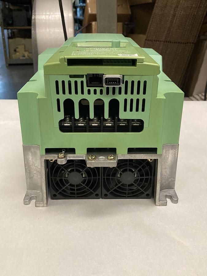 Used Hitachi,E100-075LFR2,3-Phase Drive 200-230V 3PH