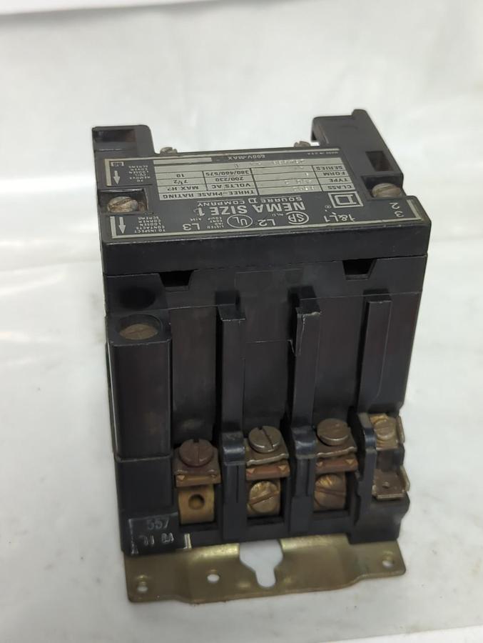Used SQUARE D,8502 SC0 2,CONTACTOR 3-PHASE SIZE 1 PRE-OWNED