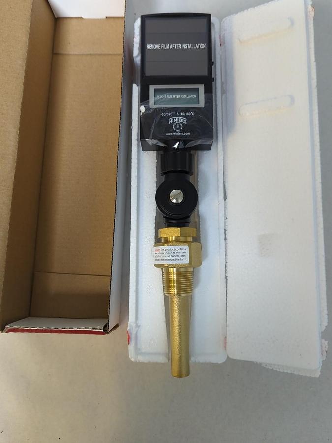 WINTERS,TSD9ITSD,SOLAR DIGITAL THERMOMETER 9 INCH 3/4 INCH NPT  -50/320F & C NEW