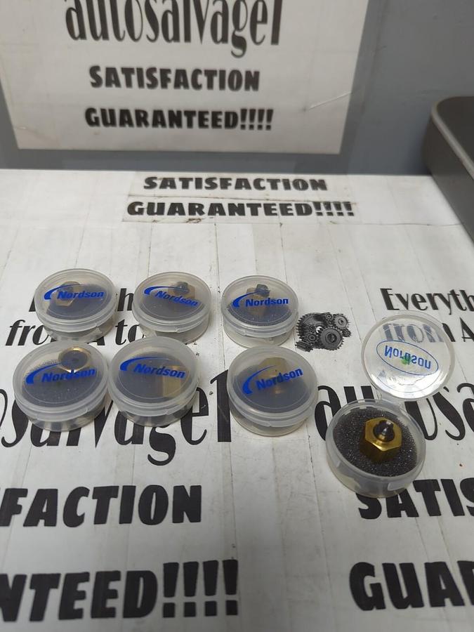 NORDSON,1025647B SA09C,SPRAY NOZZLES LOT OF 7 NEW