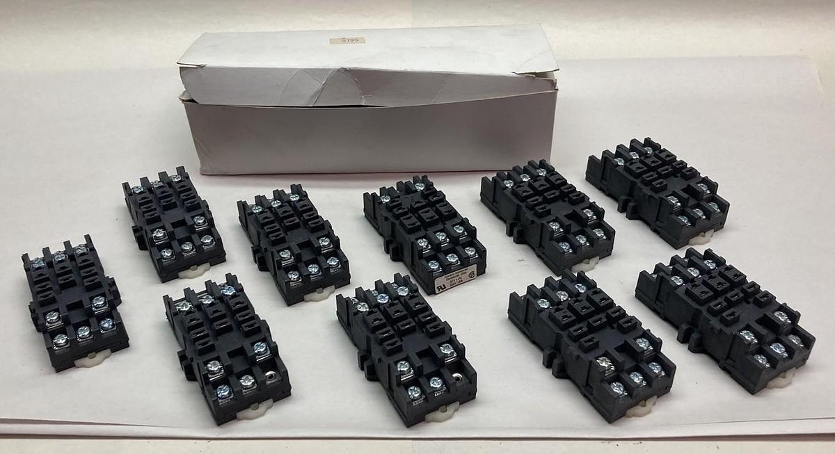 Custom Connector Corporation,ST11-PC,Relay Socket 300V 10A BOX OF 10