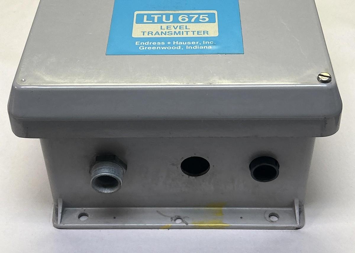 Used ENDRESS HAUSER,LTU675,LEVEL TRANSMITTER