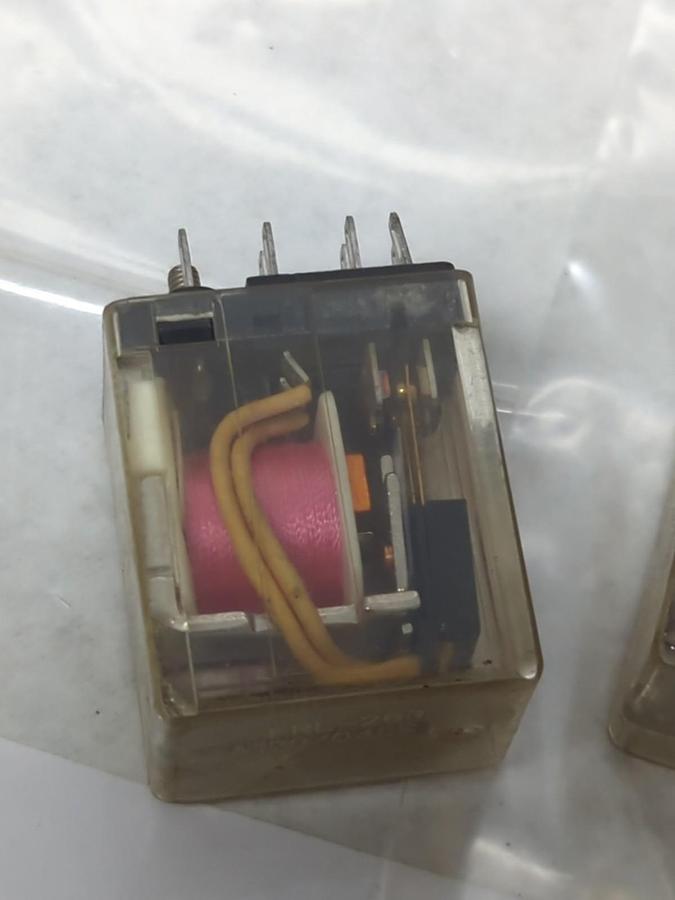 Used FUJITSU,FLR-263-A120/04CS,RELAY 14-PIN 120VAC LOT OF 4 PRE-OWNED