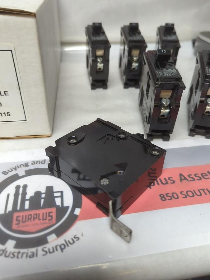 Used SIEMENS,B115,CIRCUIT BREAKER 15 AMP 1-POLE LOT OF 6 PRE-OWNED