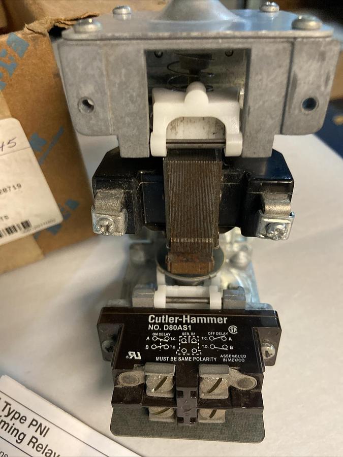 Eaton,D80JE10A,Pneumatic Timer on delay Type PNI 110-120V