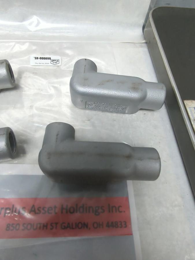 APPLETON,LR27,FM7 CONDUIT BODY 3/4 INCH LOT OF 4 NOS