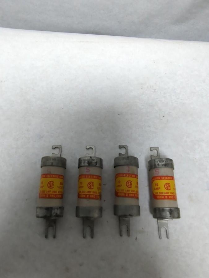 Used ENGLISH ELECTRIC,CIA10,BOLT ON FUSE 10 AMP 600V LOT OF 4 PRE-OWNED