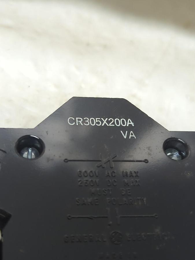 GENERAL ELECTRIC,CR305X200A,AUXILIARY CONTACXT KIT NEMA SIZE 2 NOS