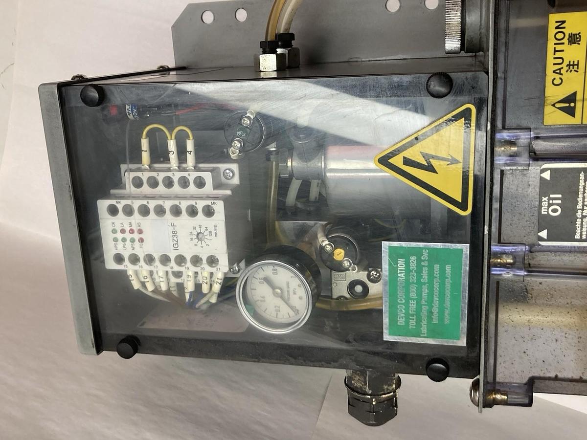 Used Vogel,VOG-44-05244,Lubrication Pump