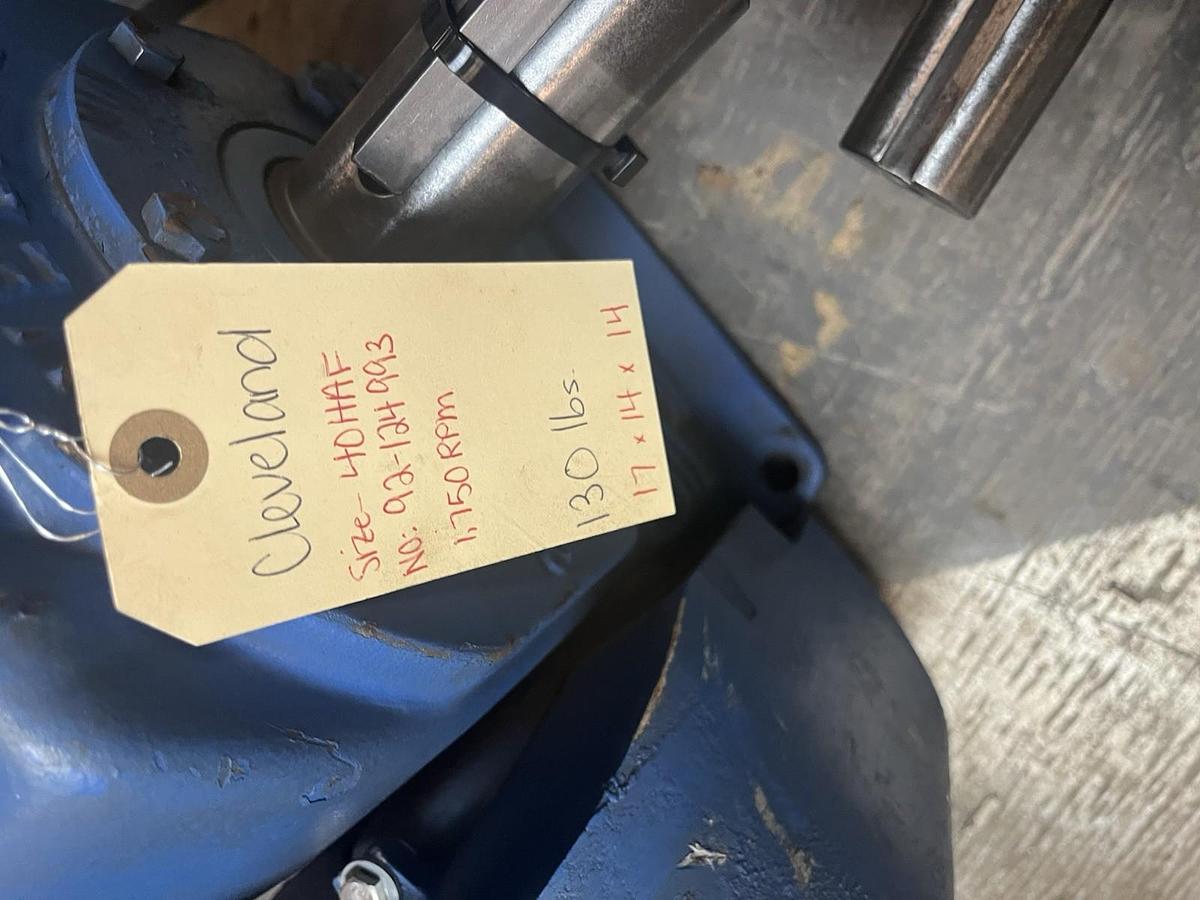 Used CLEVELAND,40HAF,WORM GEAR SPEED REDUCER SER 25 RATIO 136.2 1.63HP 1750
