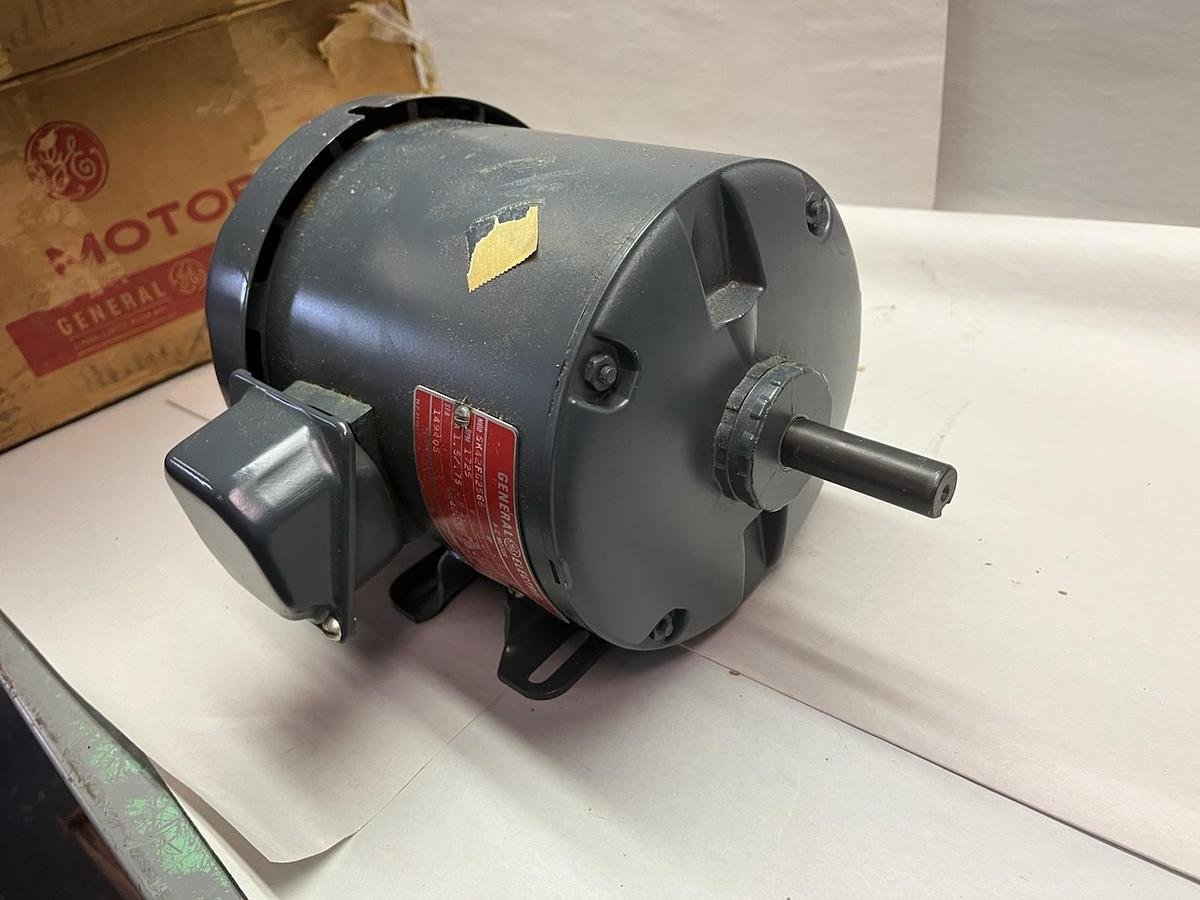 GE,5K42FG2566,AC MOTOR 1/3HP 3PH 1725RPM