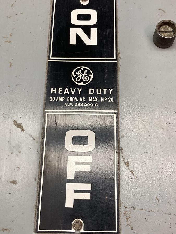 Used General Electric,TH6661,Disconnect Safety Switch 30A 600V 3PH 20HP